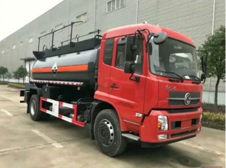 東風(fēng)天錦單橋SCS5180GFWDFH型腐蝕性物品罐式運輸車 東風(fēng)天錦單橋SCS5180GFWDFH型腐蝕性物品罐式運輸車