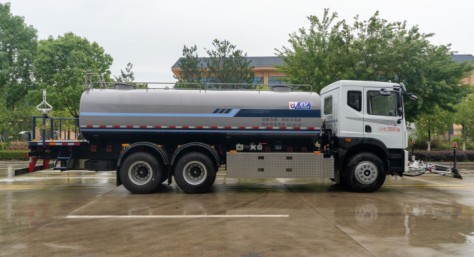 �|�L(f��ng)�A��19����늄�(d��ng)��ˮ܇_�P���L(f��ng)KLF5252GPSBEV�ͼ�늄�(d��ng)�G������܇