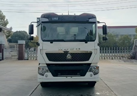 重汽豪沃TX5純電動吸污車_11方新能源純電動吸污車 重汽豪沃TX5純電動吸污車_11方新能源純電動吸污車