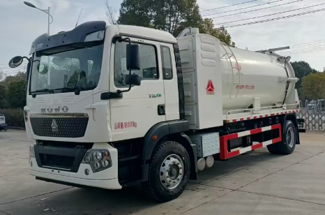 重汽豪沃TX5純電動吸污車_11方新能源純電動吸污車 重汽豪沃TX5純電動吸污車_11方新能源純電動吸污車
